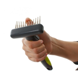 Picture of BUSTER UNDERCOAT RAKE Flexible - 13 long pins