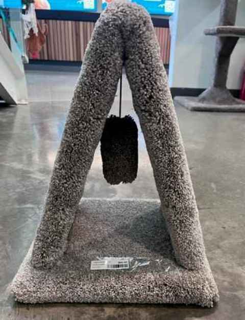 Picture of Teepee Scratcher 18"